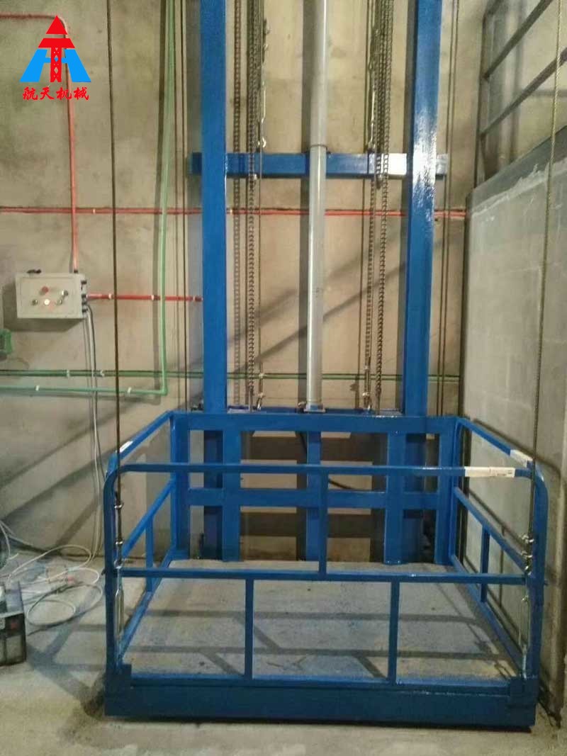 單缸導軌式升降機